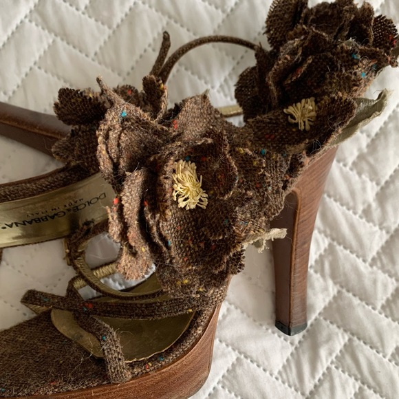 Dolce & Gabbana vintage tweed flower platform sandals heels, 7 - Picture 10 of 16